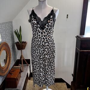 Victoria's Secret Slip Dress Womens Medium Leopard Lace Trim Midi Nightgown